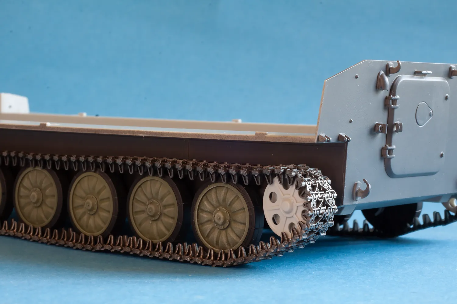 ROSSAGRAPH QuickTracks T-35126 resinband 2S1 Gvozdika Zvezda