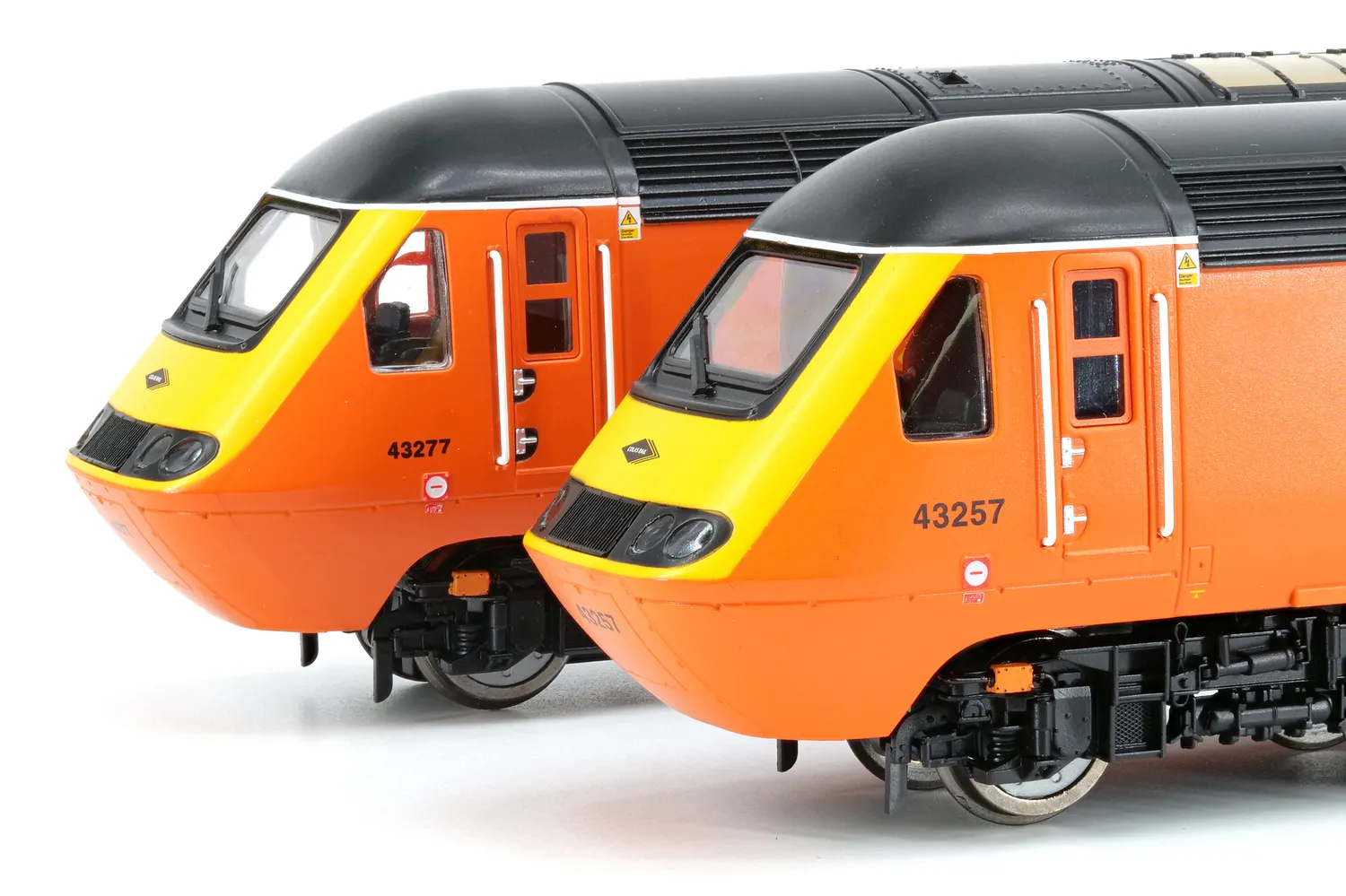 Hornby Colas Rail HST R30462TXS modelltåg med ljud