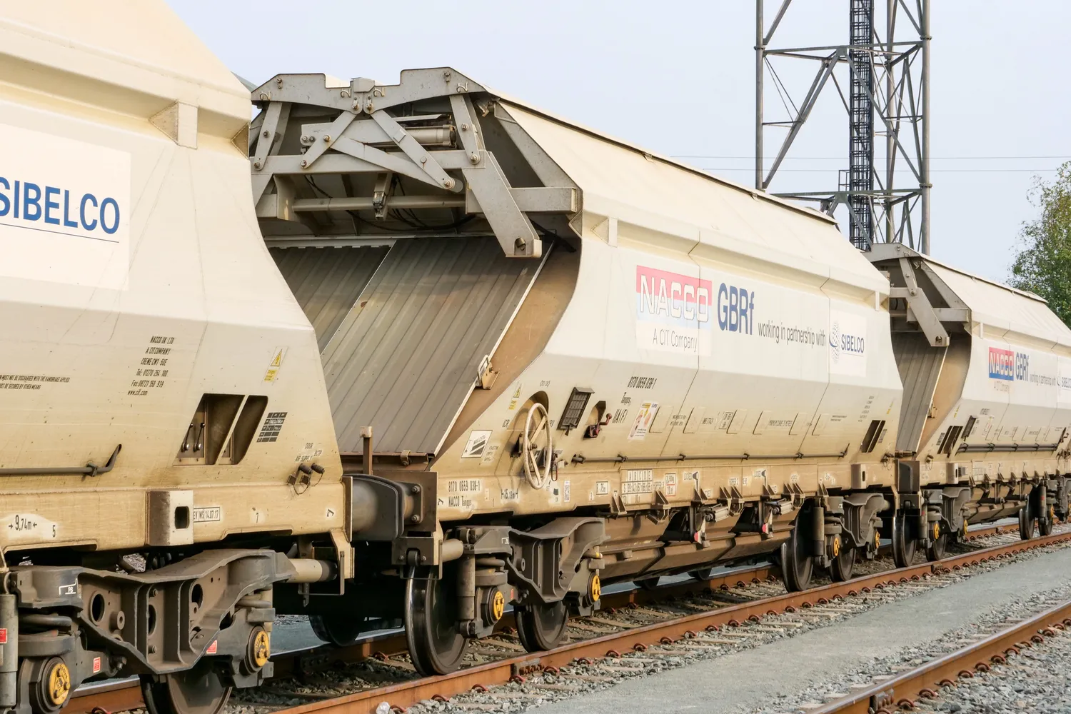 Why we love Taylor Swi Revolution Trains IIA-F NACCO GBRf V1 modellvagn