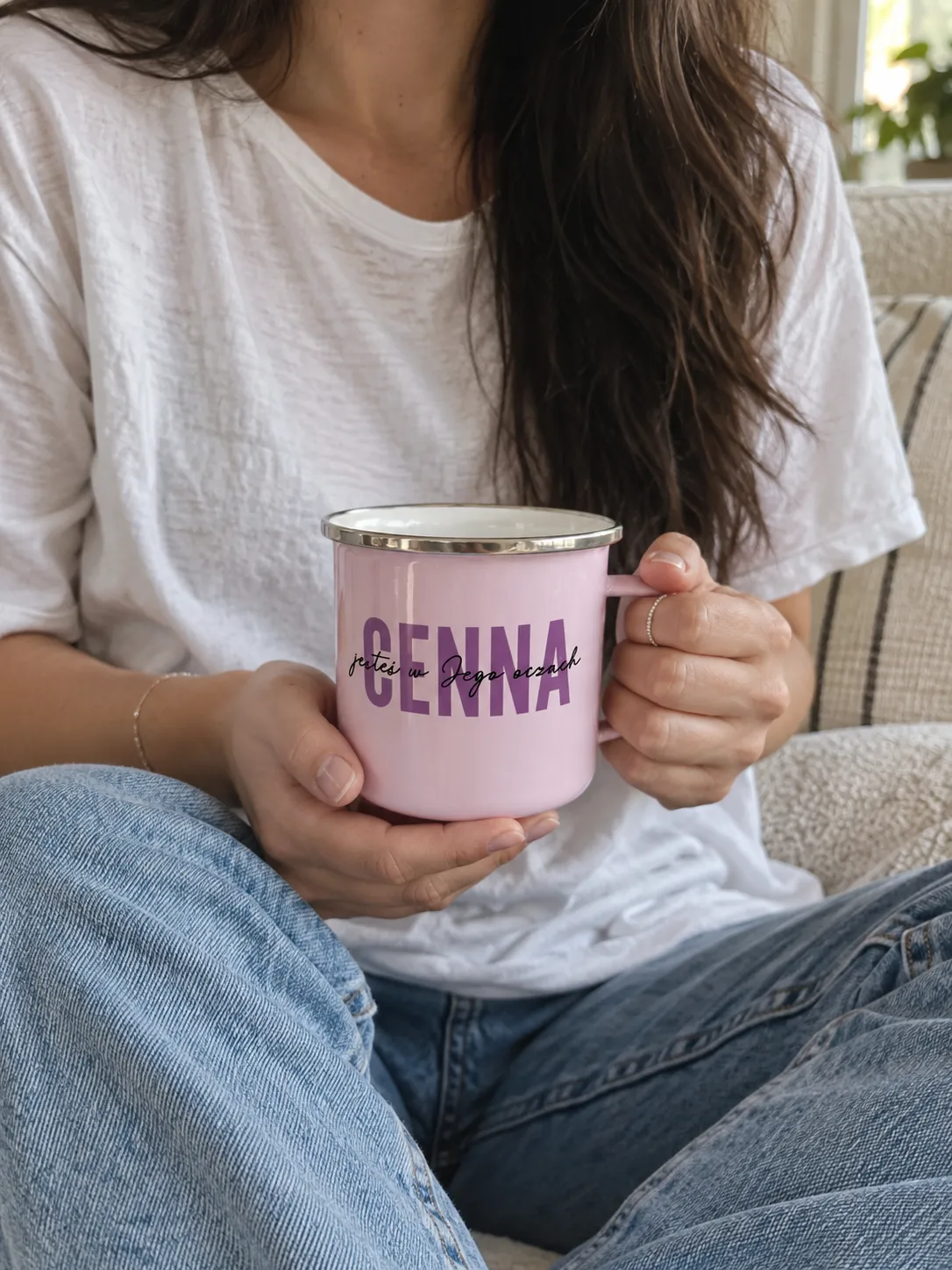 Sharon Cenna emaljmugg retro rosa med text