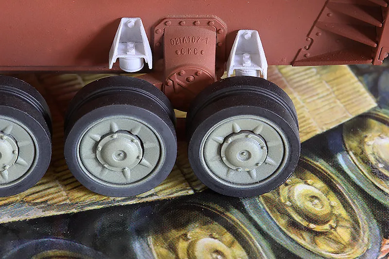 ROSSAGRAPH QuickWheel QW-186 Pz.Kpfw. IV målmask 1:35 Zvezda
