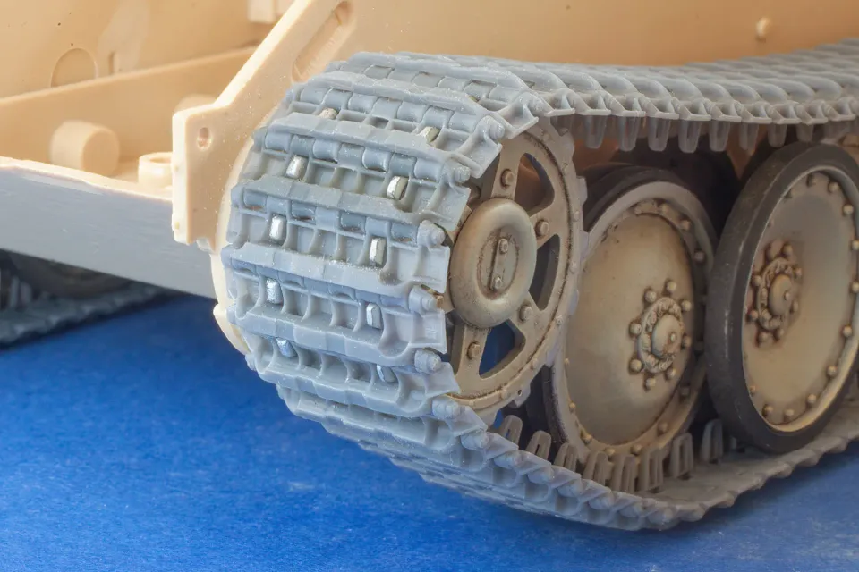 Rossagraph QuickTracks T-35001 larvband 1/35 Panther D tidigt