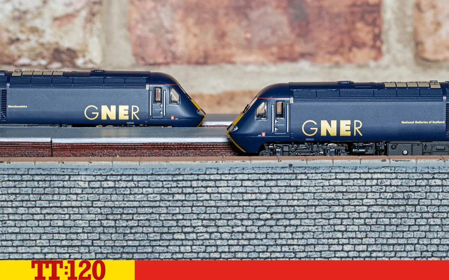 Hornby TT:120 Class 43 HST tågset GNER 43120+43115 DCC