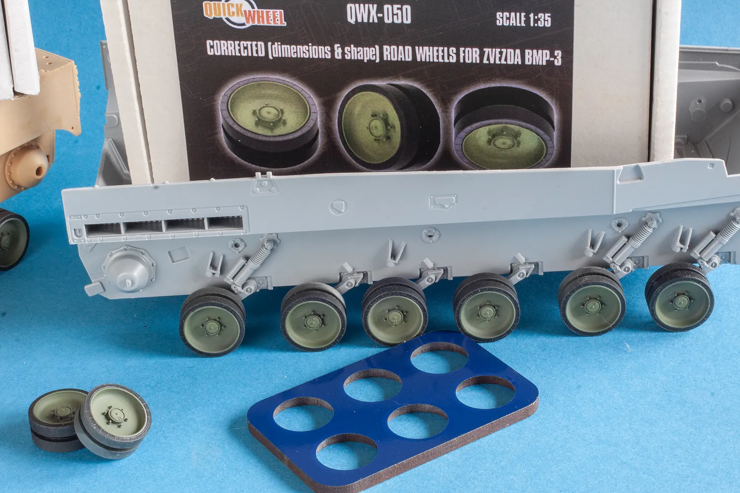 Rossagraph QuickWheel QWX-050 hjul BMP-3 1:35 Zvezda