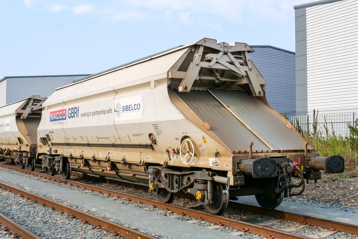 Revolution Trains IIA-F V4 godsvagn NACCO GBRf OO