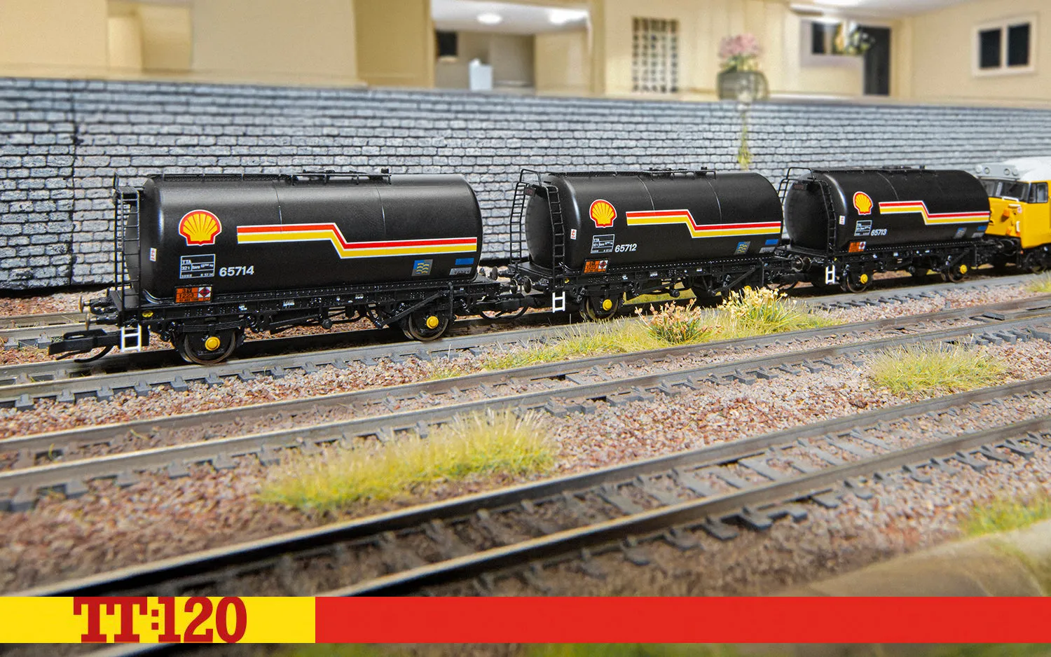 Hornby TT:120 TTA Tanker Shell modellvagn 3-pack svart