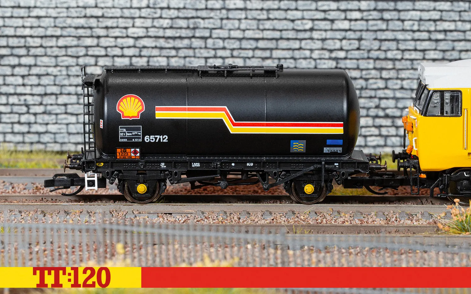 Hornby TT:120 TTA Tanker Shell modellvagn 3-pack svart