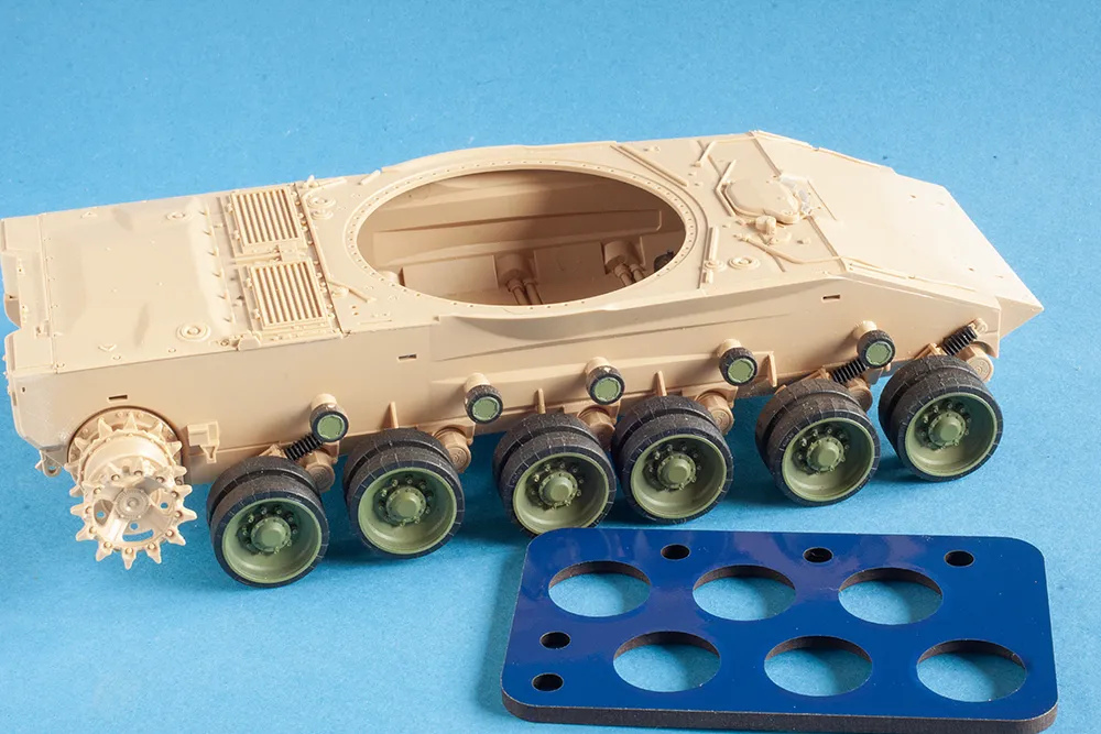 Rossagraph QuickWheel QW-284 målningsmask 1:35 T-80