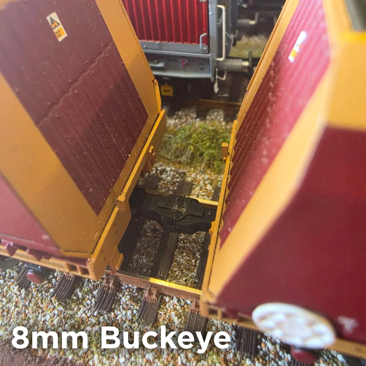 Rusty Rails Buckeye 8mm magnetkoppling OO-gauge 7-par