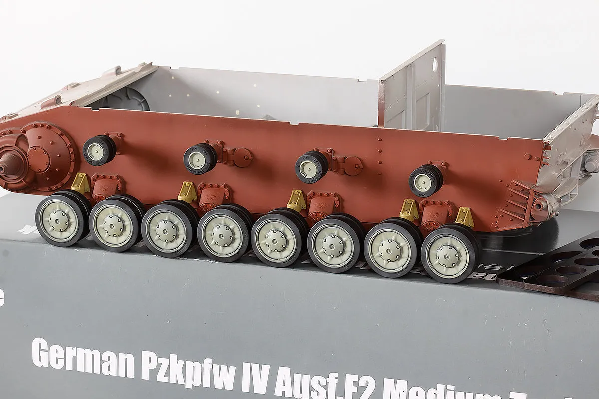 Rossagraph QuickWheel QW-16002 Panzer IV målningsmask 1:16 Trumpeter