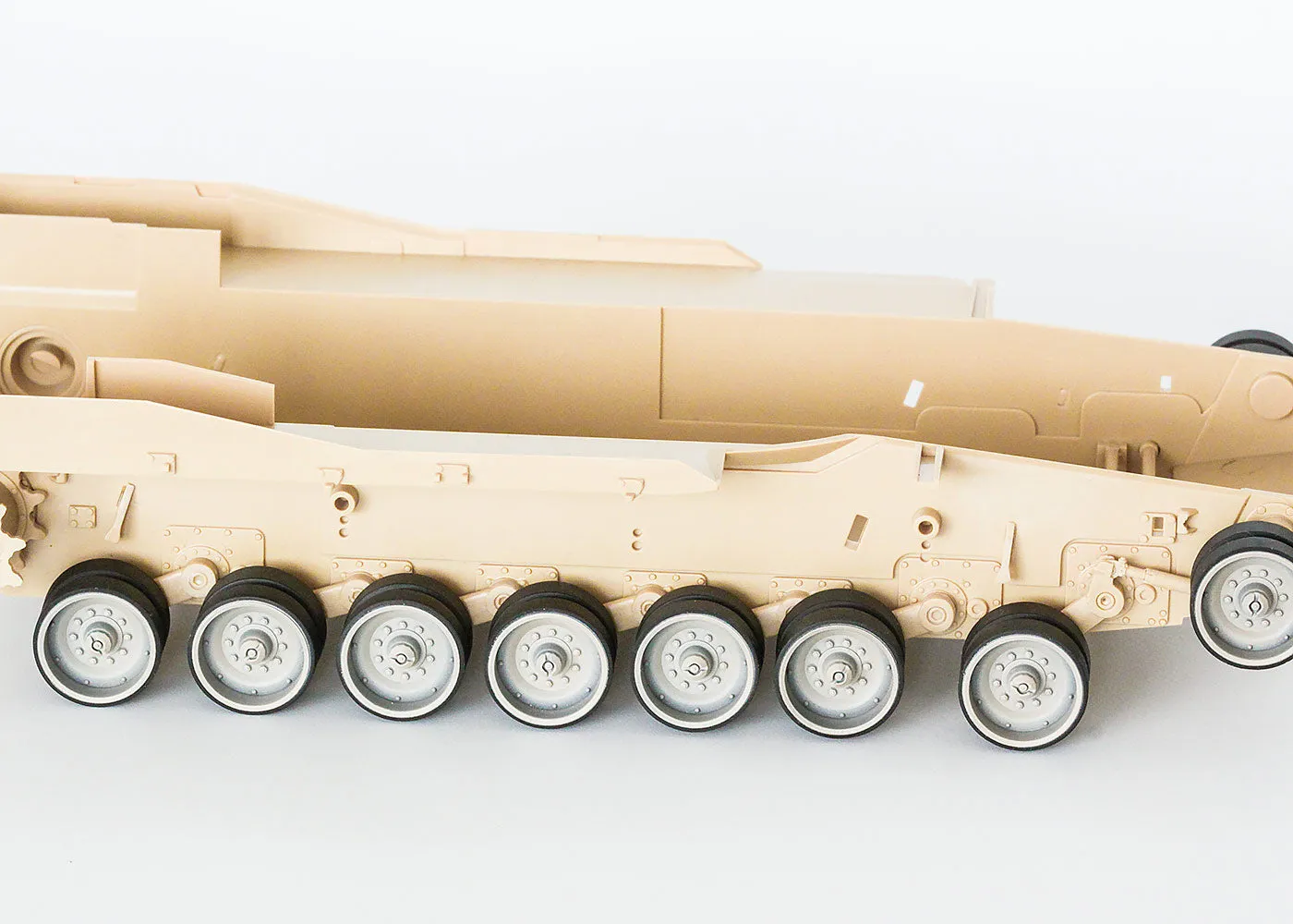 Rossagraph QuickWheel QW-177 målarmask M1A2 Abrams 1/35