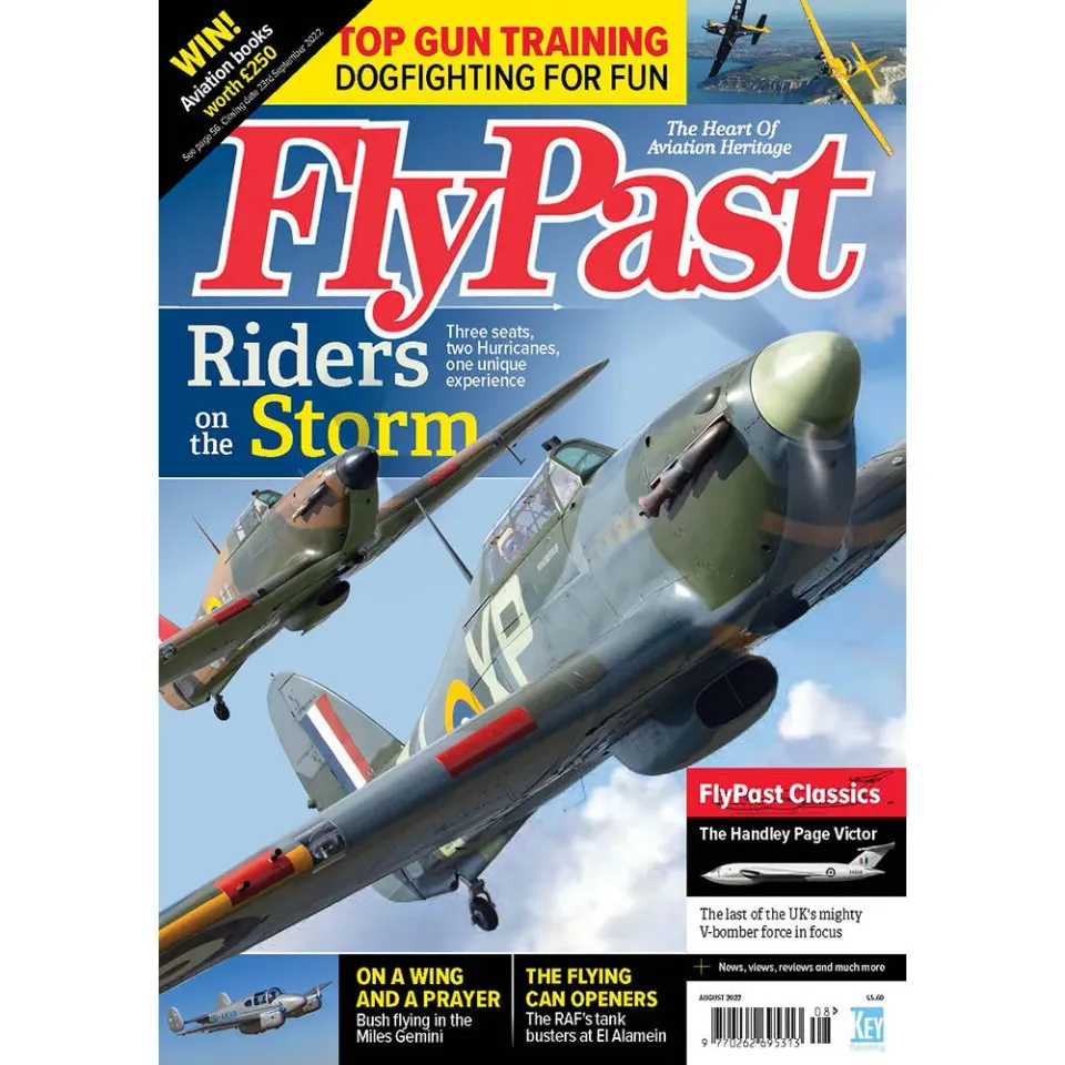 FlyPast augusti 2022 tidning Hurricane-omslag