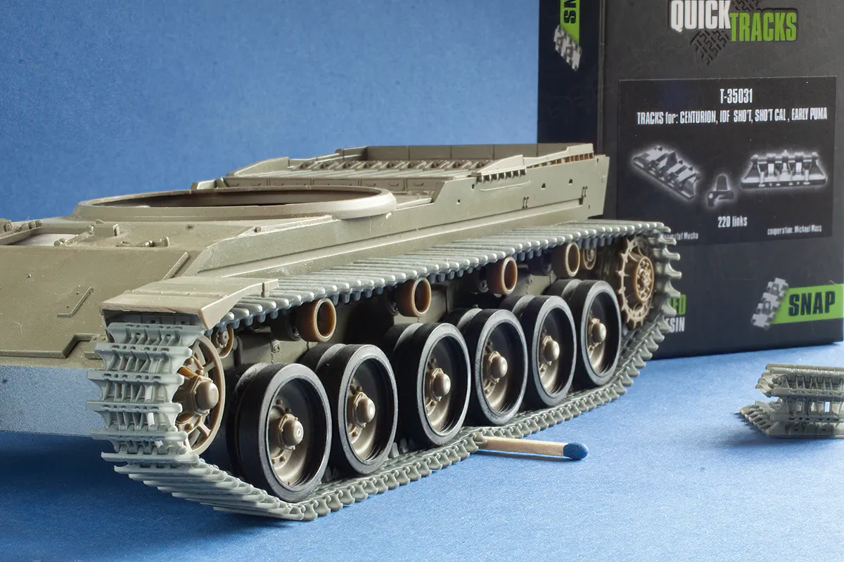 Rossagraph QuickTracks T-35031 larvband 1:35 Centurion 220 delar
