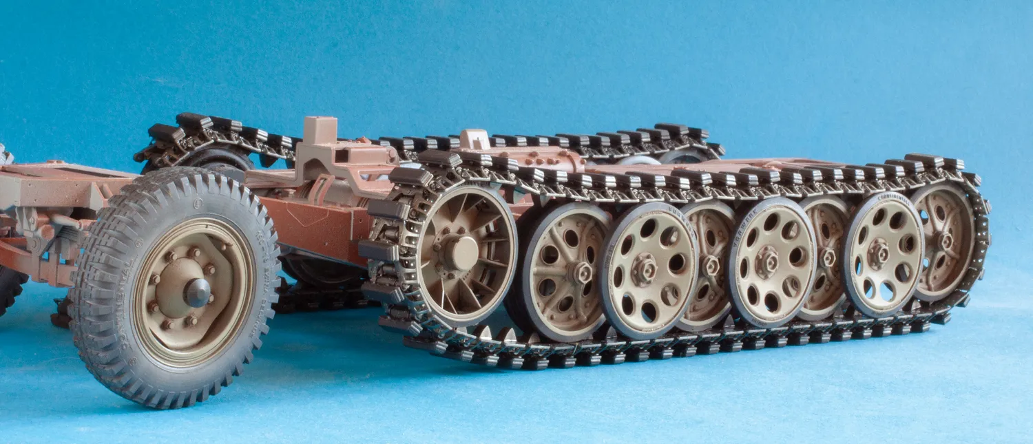 ROSSAGRAPH QuickTracks T-16007 band 1/16 Sd.Kfz. 251 tidig