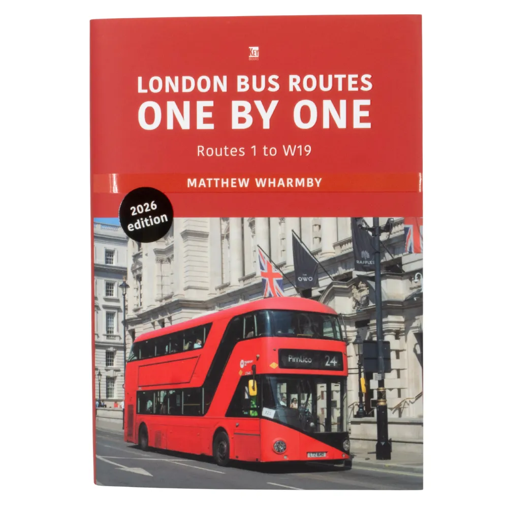 Key Books London Buses Routes One by One bok 2026 elbussar