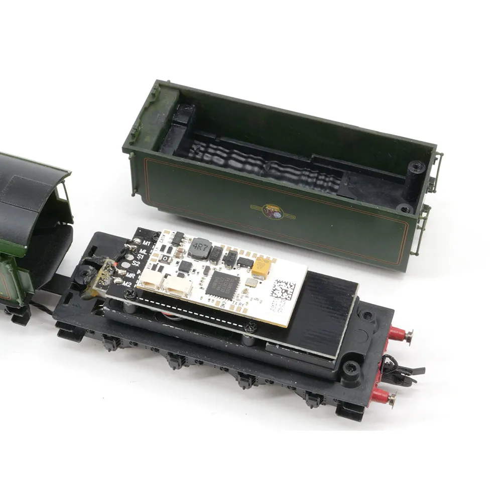 Hornby HM7000-N18TXS dekoder Next18 Bluetooth ljud