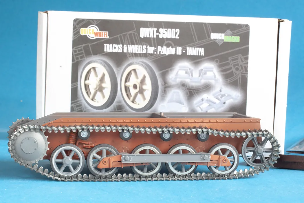 Rossagraph QuickWheel QWXT-35002 bandsats 1/35 resin