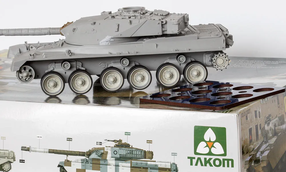 Rossagraph QuickWheel QW-168 målmask 1:35 Chieftain Takom